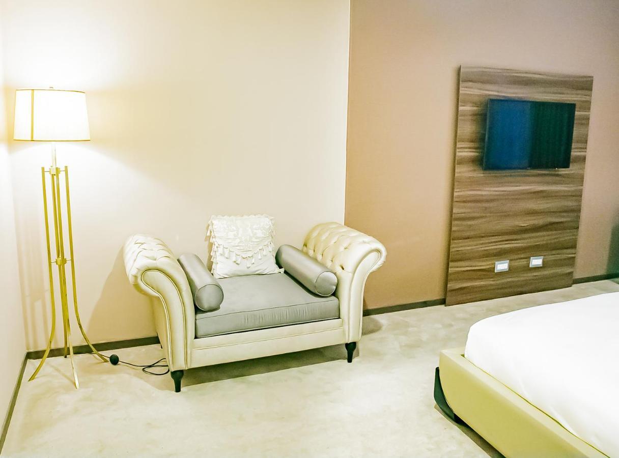 Royal Residences By Design Union Aliayabiagba Екстер'єр фото